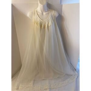 Shadowline wedding night gown matching robe nylon‎ USA peignoir